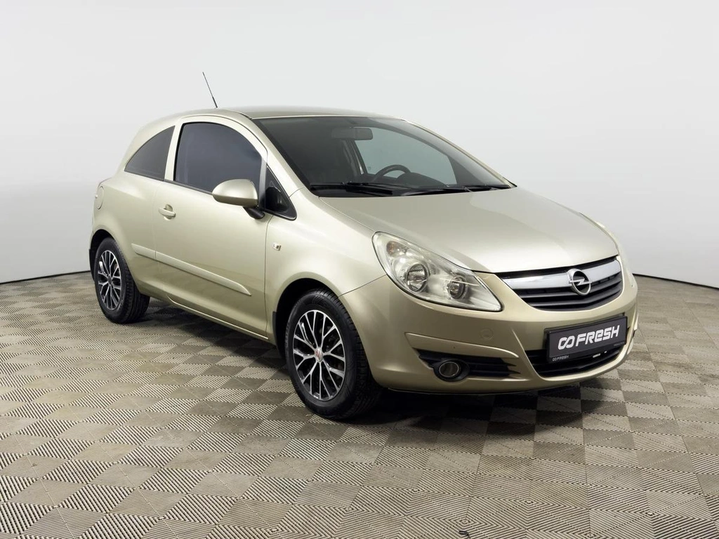 Хетчбэк Opel Corsa 2007 года, 343200 рублей, Казань