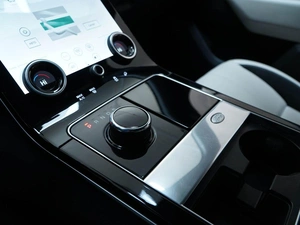 Внедорожник Land Rover Range Rover Velar 2019 года, 4707777 рублей, Москва