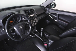 Внедорожник Toyota RAV4 2011 года, 1699000 рублей, Пермь