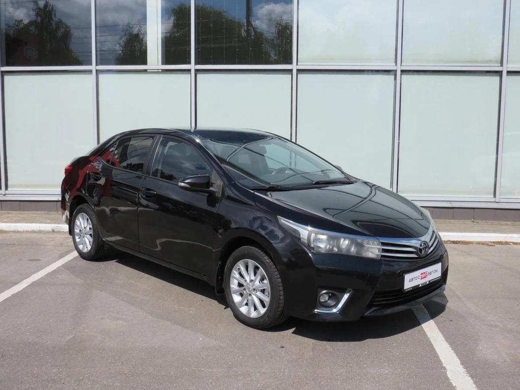 Седан Toyota Corolla 2013 года, 1200000 рублей, Брянск