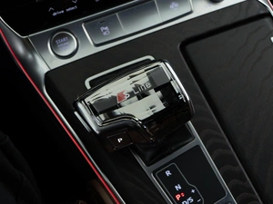 Седан Audi A6 2020 года, 3999050 рублей, Москва