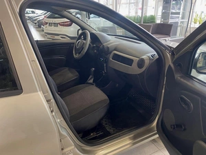 Хэтчбек Renault Sandero 2011 года, 485000 рублей, Орёл
