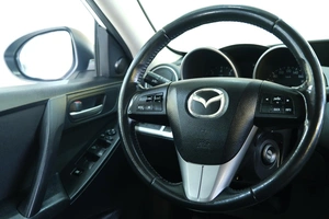 Седан Mazda 3 2011 года, 969000 рублей, Омск