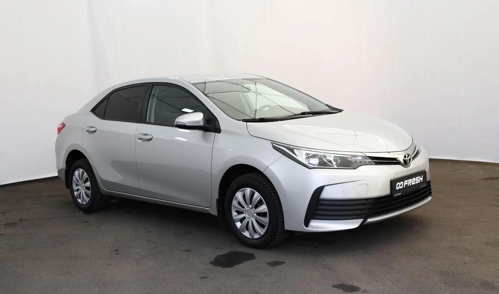 Седан Toyota Corolla 2018 года, 1550000 рублей, Орёл