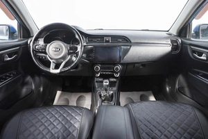 Седан Kia Rio 2018 года, 999000 рублей, Новосибирск