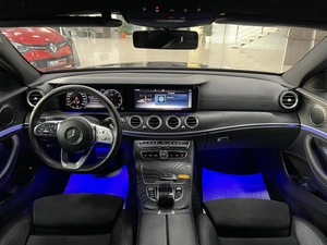 Седан Mercedes-benz E-класс 2019 года, 3497000 рублей, Солонцы