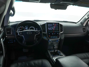 Внедорожник Toyota Land Cruiser 2021 года, 7725077 рублей, Москва