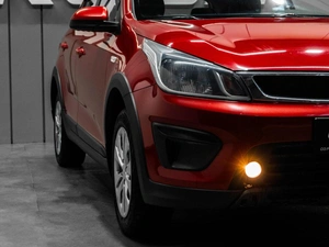 Хетчбэк Kia Rio X-Line 2019 года, 1479000 рублей, Тюмень