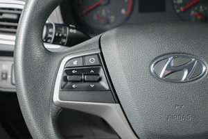 Седан Hyundai Solaris 2019 года, 1259000 рублей, Тюмень