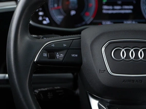 Внедорожник Audi Q3 2025 года, 4245999 рублей, Москва