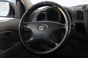 Пикап Toyota Hilux 2010 года, 2099000 рублей, Омск
