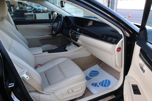 Седан Lexus ES 2014 года, 2500000 рублей, Мирное