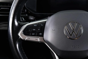 Внедорожник Volkswagen Taos 2021 года, 2399000 рублей, Пермь