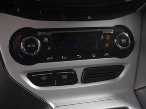 Хетчбэк Ford Focus 2013 года, 1049000 рублей, Минеральные Воды