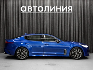 Лифтбек Kia Stinger 2018 года, 2599000 рублей, Красноярск