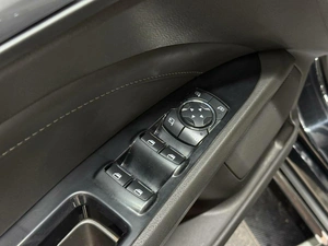 Седан Ford Mondeo 2017 года, 1820000 рублей, Красноярск