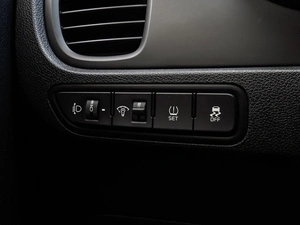 Хетчбэк Kia Rio X-Line 2020 года, 1795000 рублей, Краснодар