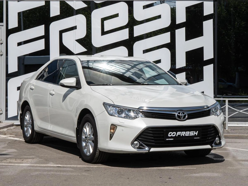 Седан Toyota Camry 2016 года, 2550000 рублей, Волгоград