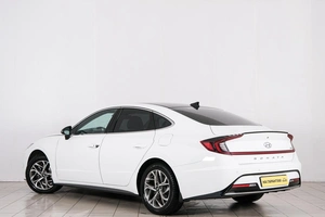Седан Hyundai Sonata 2021 года, 2799000 рублей, Красноярск