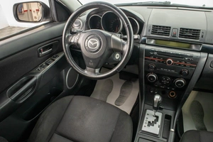 Седан Mazda 3 2007 года, 499000 рублей, Барнаул