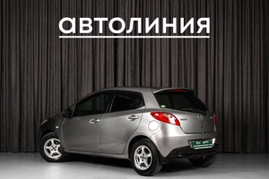 Хетчбэк Mazda Demio 2013 года, 635000 рублей, Красноярск