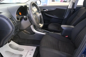 Седан Toyota Corolla 2012 года, 1129000 рублей, Омск