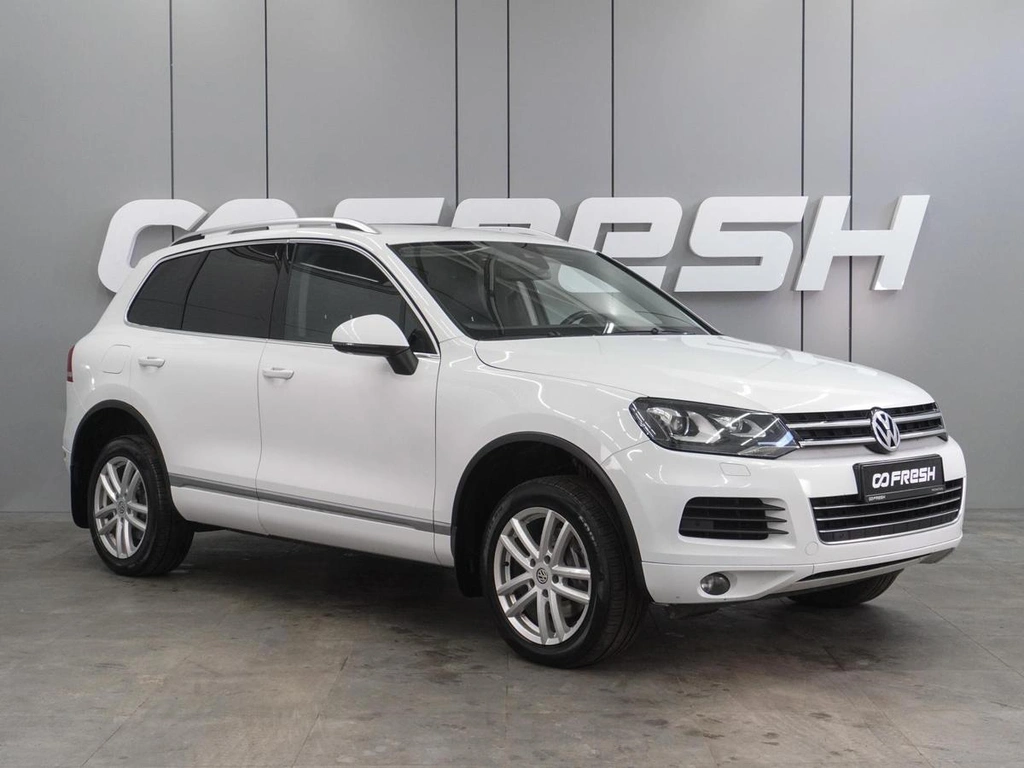 Внедорожник Volkswagen Touareg 2013 года, 2499000 рублей, Воронеж