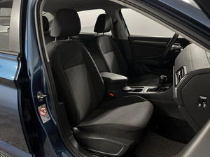 Седан Volkswagen Jetta 2020 года, 1870200 рублей, Казань