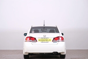 Седан Honda Civic 2008 года, 999000 рублей, Омск