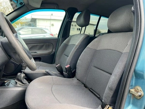 Хетчбэк Renault Clio 2004 года, 275000 рублей, Ижевск