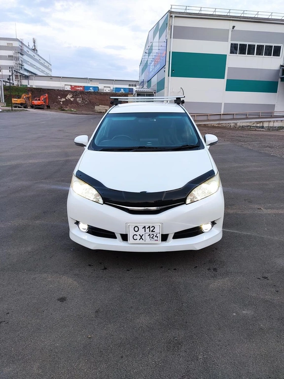 Минивэн Toyota Wish 2012 года, 1425000 рублей, Красноярск