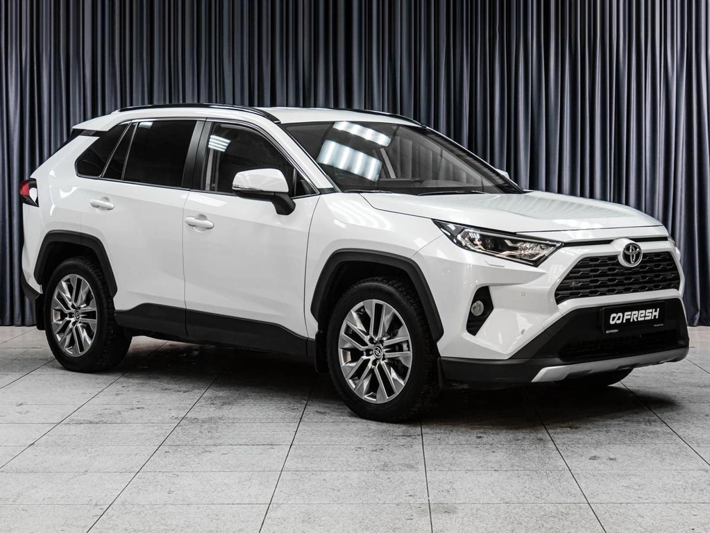 Внедорожник Toyota RAV4 2021 года, 3657000 рублей, Тюмень