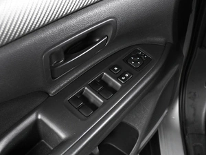 Внедорожник Mitsubishi Outlander 2014 года, 1499040 рублей, Ростов-на-Дону