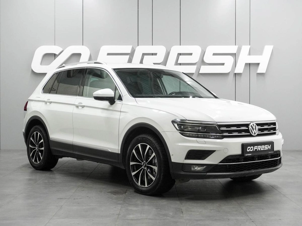 Внедорожник Volkswagen Tiguan 2017 года, 2594000 рублей, Воронеж