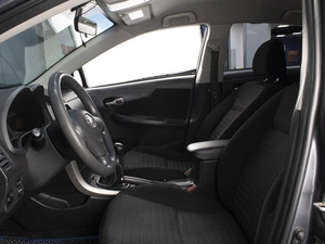 Седан Toyota Corolla 2008 года, 720000 рублей, Омск