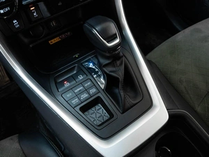 Внедорожник Toyota RAV4 2024 года, 4255000 рублей, Ставрополь