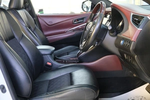 Внедорожник Toyota Harrier 2017 года, 2769000 рублей, Омск