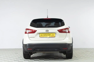 Внедорожник Nissan Qashqai 2016 года, 1679000 рублей, Челябинск