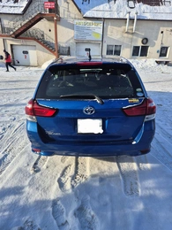 Универсал Toyota Corolla Fielder 2015 года, 1000000 рублей, Красноярск