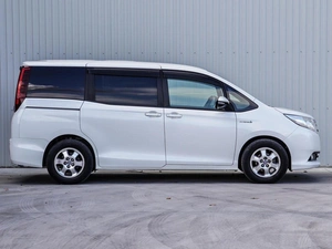 Минивэн Toyota Noah 2016 года, 1970000 рублей, Краснодар