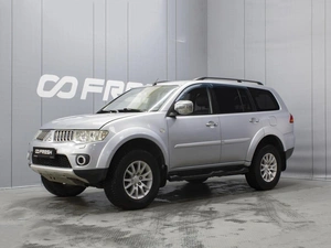 Внедорожник Mitsubishi Pajero Sport 2011 года, 1430000 рублей, Омск