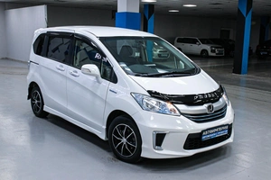 Минивэн Honda Freed 2014 года, 1108000 рублей, Солонцы