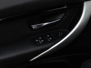 Седан BMW 3 серия 2015 года, 2137077 рублей, Москва