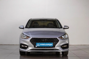 Седан Hyundai Solaris 2018 года, 819000 рублей, Челябинск