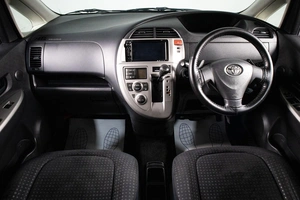 Хетчбэк Toyota Ractis 2009 года, 754000 рублей, Сургут