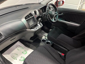 Минивэн Honda Stream 2010 года, 1049000 рублей, Красноярск