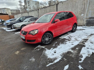 Хетчбэк Volkswagen Polo 2008 года, 525000 рублей, Красноярск