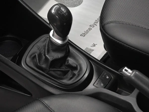 Хетчбэк Kia Rio 2014 года, 680000 рублей, Красноярск