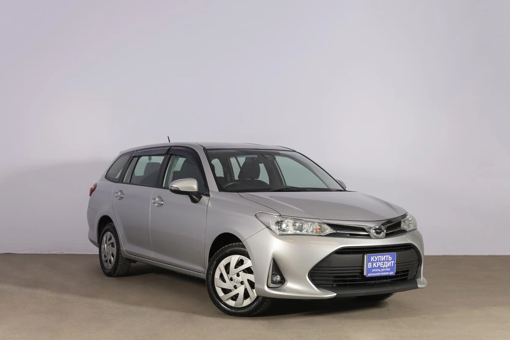 Универсал Toyota Corolla Fielder 2020 года, 1599000 рублей, Новосибирск
