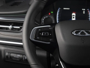 Внедорожник Chery Tiggo 8 2023 года, 2250000 рублей, Омск